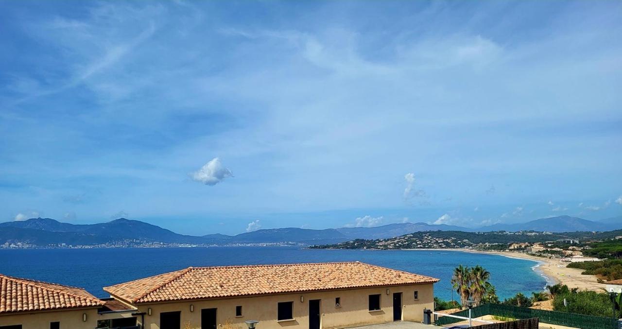 Appartement De Standing Bord De Mer Pietrosella 외부 사진